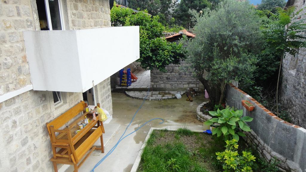 Apartments Lanmari Risan Luaran gambar
