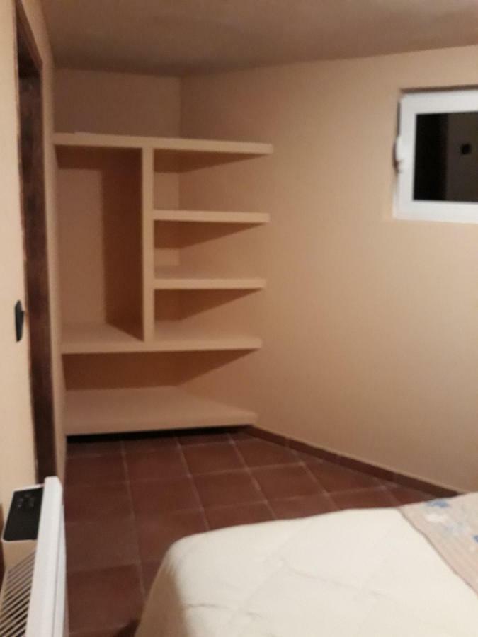 Apartments Lanmari Risan Luaran gambar